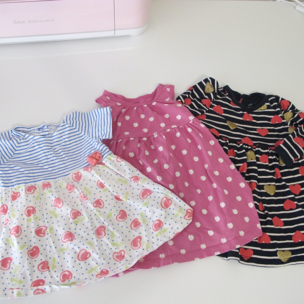 Bundle of 3 Baby infant Dresses Size 6-12 months GUC - Picture 1 of 5